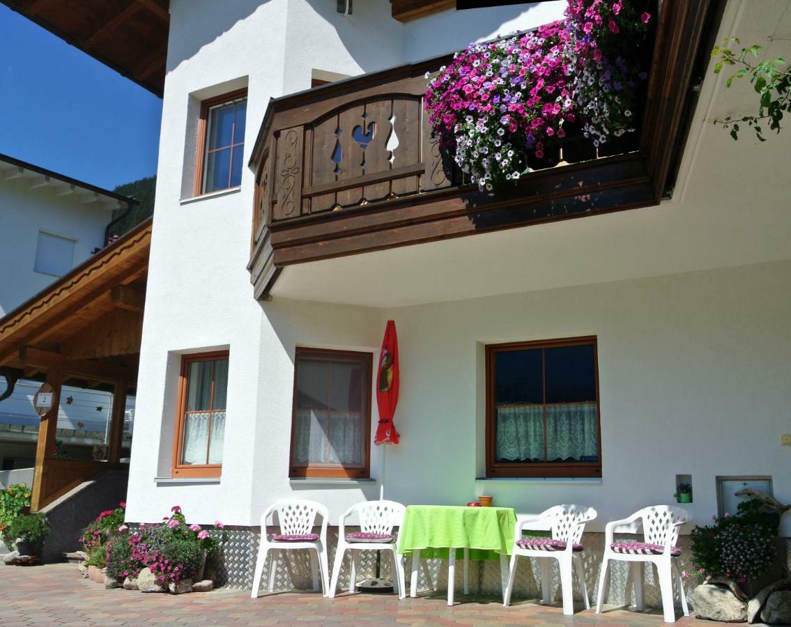 Haus Haas Apartment Lermoos Bagian luar foto